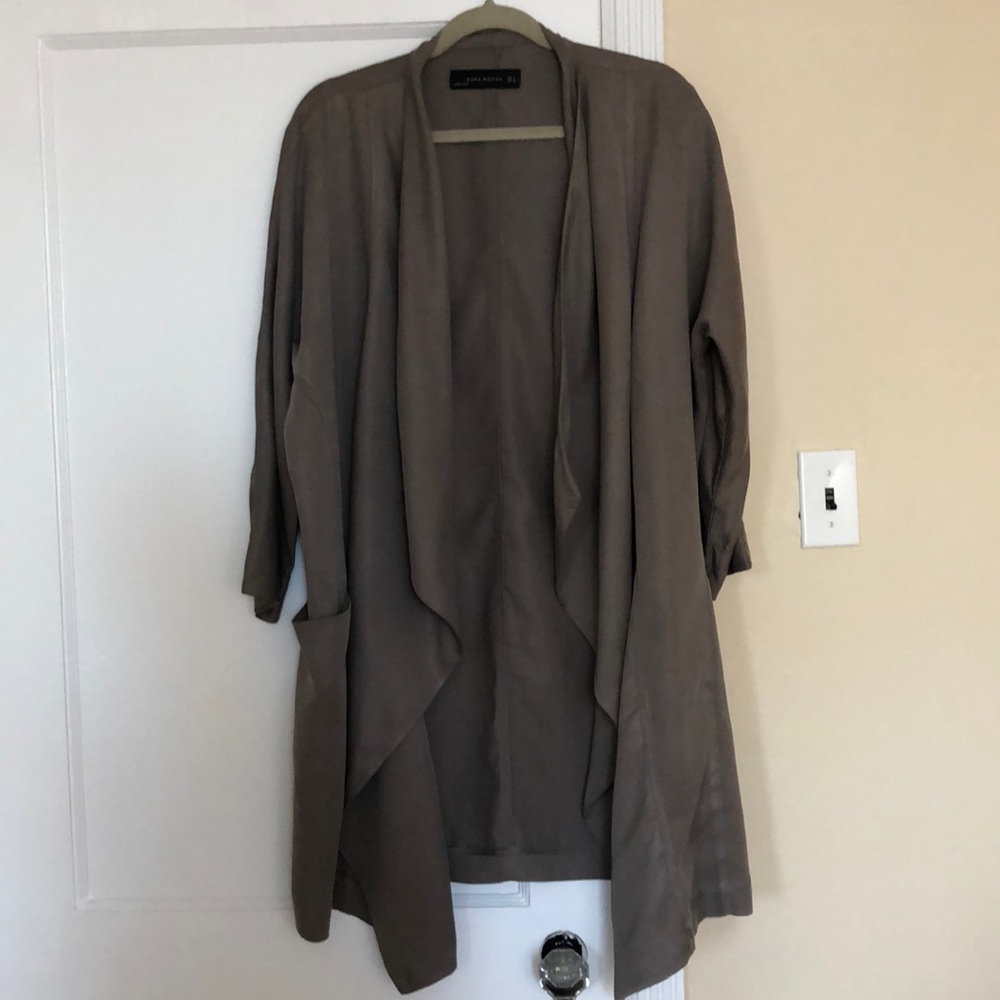Zara Lightweight Flowy Trench Clay
